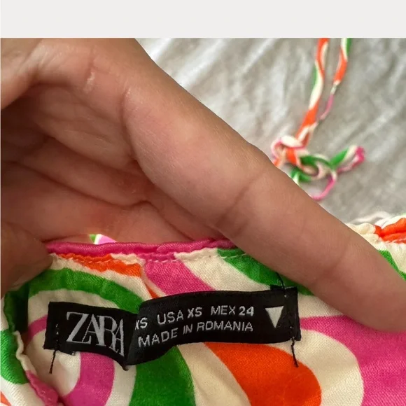 Zara Multicolor Halter Dress - Picture 3 of 3